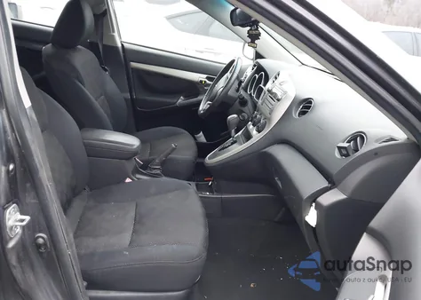 2009 Pontiac Vibe из США, поврежденный, VIN 5Y2SP670X9Z453886